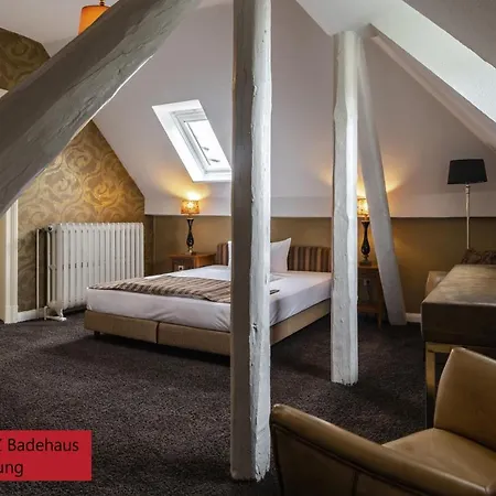 & Restaurant Ulmenhof Hotell