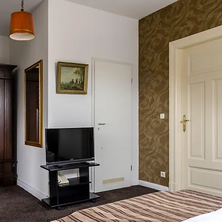 Hotel & Restaurant Ulmenhof 3*