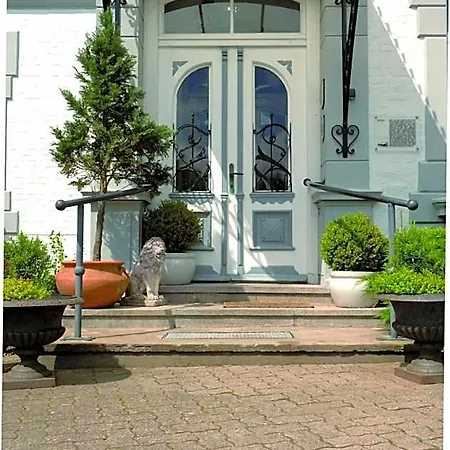 & Restaurant Ulmenhof 3* Bredstedt