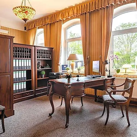 & Restaurant Ulmenhof Hotel 3*