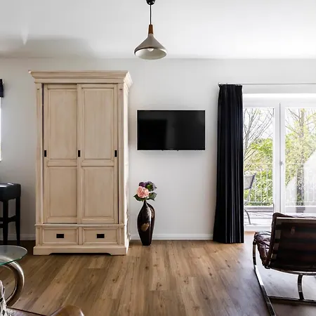 & Restaurant Ulmenhof Bredsted