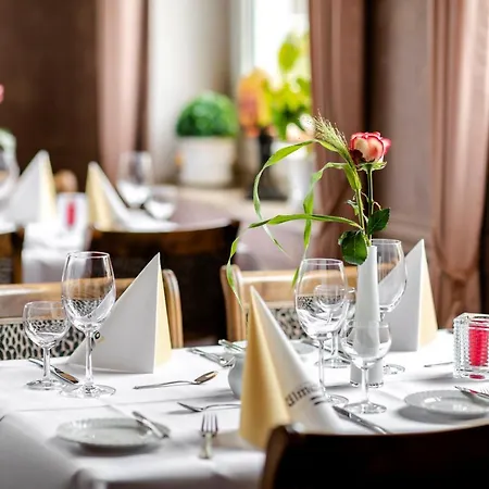 & Restaurant Ulmenhof