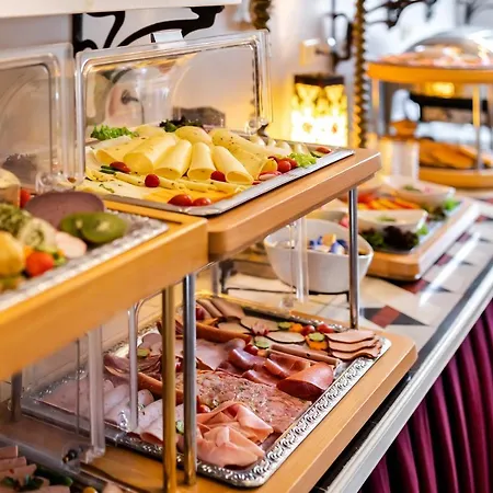 & Restaurant Ulmenhof 3*