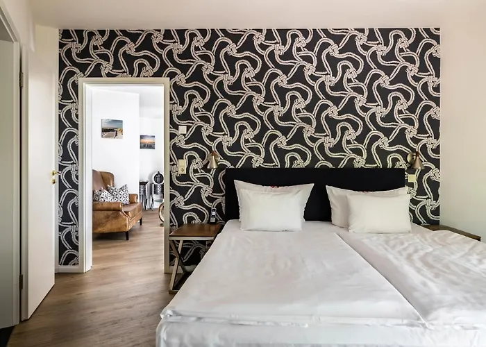 & Restaurant Ulmenhof 3* Bredstedt